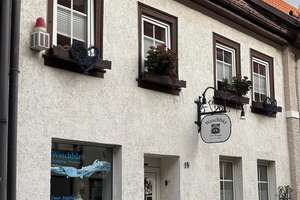 ANGEBOT - 8% Rendite! Vermietetes Zweifamilienhaus mit Gewerbeeinheit in Harzgerode – Die vollständige Adresse der Immobilie erhältst du vom Anbieter., 6493 Harzgerode – Vorschaubild 1