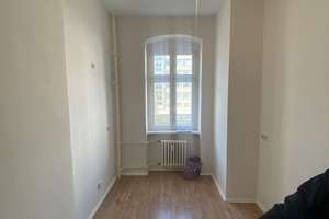 4-Zimmerwohnung mit Balkon im 1. OG in einem sanierten Altbau in Lichtenberg – Magdalenenstraße 21, 10365 Lichtenberg (Ortsteil), Berlin – Vorschaubild 2