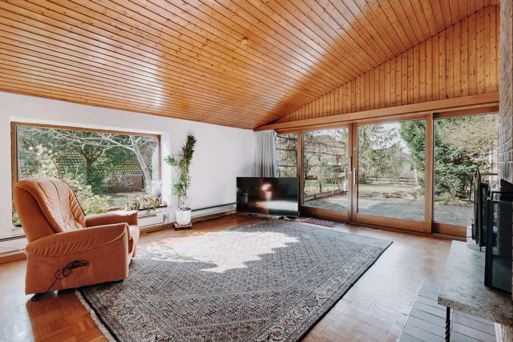 Immobilie in Rullstorf - Großes Grundstück, Feldblick & Kamin – Einfamilienhaus in Scharnebeck - Bild 2