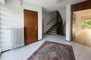 S-Heumaden: Sanierungsbedürftiges Reihenendhaus mit XL-Garten – Stuttgart – Vorschaubild 2