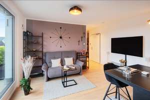 Möbliert: Lichtdurchflutete 2-Zimmer Wohnung mit großer Dachterrasse  – Die vollständige Adresse der Immobilie erhältst du vom Anbieter., 81371 Sendlinger Feld, München – Vorschaubild 2