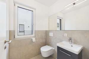 Neuwertige 5-Zimmer-Doppelhaushälfte mit KNX, PV-Anlage & Doppelgarage – Die vollständige Adresse der Immobilie erhältst du vom Anbieter., 90613 Großhabersdorf – Vorschaubild 8