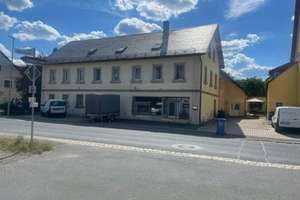 Renditestarkes Wohn- und Geschäftshaus in Glashütten – Die vollständige Adresse der Immobilie erhältst du vom Anbieter., 95496 Glashütten – Vorschaubild 2