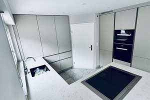 Großzügige Maisonette mit Terrasse, Garten & Kamin – Wohnen auf zwei Ebenen in Heilbronn-Böckingen – Die vollständige Adresse der Immobilie erhältst du vom Anbieter., 74080 Böckingen, Heilbronn – Vorschaubild 9