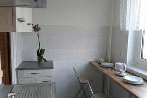 Schöne drei Zimmer Wohnung nach der Renovierung. – Singerstrasse 38, 10243 Friedrichshain, Berlin – Vorschaubild 4
