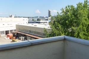 Geräumige und sonnige DG-Wohnung, TL-Bad, 3 Balkone, TG – Blumenstraße 16, 70736 Fellbach – Vorschaubild 19