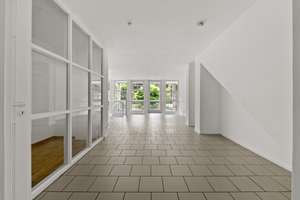 Exklusive 3 Zi. Maisonette in einer der begehrtesten Lagen von Bonn-Beuel - bezugsfrei! – Die vollständige Adresse der Immobilie erhältst du vom Anbieter., 53225 Beuel-Mitte, Bonn – Vorschaubild 4