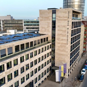 Arbeiten im Haus der Wirtschaft | moderne Büros | HBF nähe 