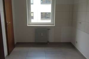 Helle, großzügige 3  1/2-Zimmer Wohnung mit Balkon in der Neustadt von Leverkusen-Opladen – 51379 Opladen, Leverkusen – Vorschaubild 4