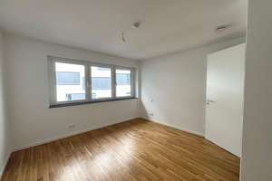 Exklusive 3,5-Zimmer-Wohnung in bester Wohnlage Stuttgarts!  – Die vollständige Adresse der Immobilie erhältst du vom Anbieter., 70469 Bahnhof Feuerbach, Stuttgart – Vorschaubild 5