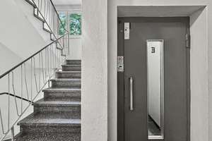 Vermietetes 1-Zimmer-Studio-Apartment im 3. Obergeschoss mit Lift und Balkon in Berlin – Die vollständige Adresse der Immobilie erhältst du vom Anbieter., 10719 Wilmersdorf, Berlin – Vorschaubild 10