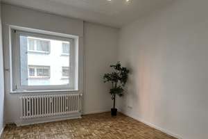 Gemütliche 3-Zimmer mit Gartennutzung – Die vollständige Adresse der Immobilie erhältst du vom Anbieter., 47137 Untermeiderich, Duisburg – Vorschaubild 2