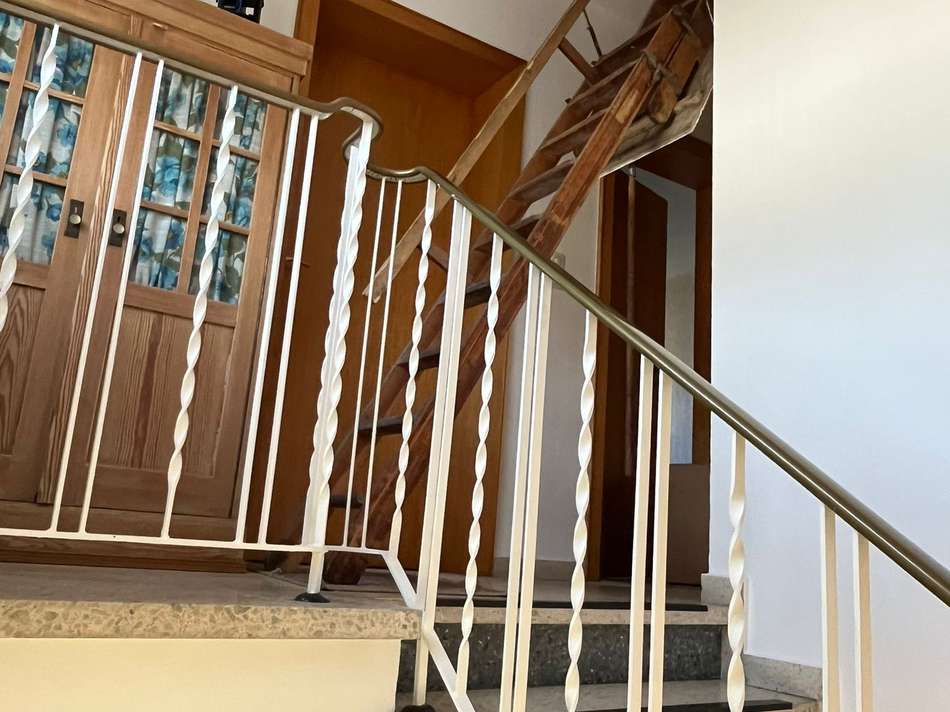OG Treppe zum Dachboden