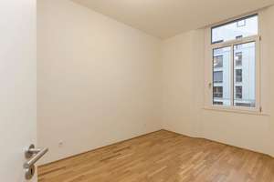 Moderne und Kernsanierte 2-Zimmer-Altbau-Wohnung in Haus "Terra" mit Balkon! – Kirsteinstrasse 3, 55131 Oberstadt, Mainz – Vorschaubild 3