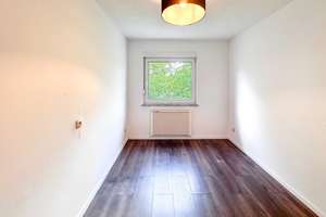 Sofort bezugsfrei – 3 Zimmer ETW mit sonnigem Balkon und Garage auf einem Erbbaugrundstück – Die vollständige Adresse der Immobilie erhältst du vom Anbieter., 44867 Westenfeld, Bochum – Vorschaubild 4