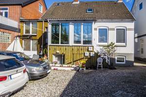 Zwei Häuser mit 12 Wohnungen + Bauland + Ausbaureserve in Eckernförde – Die vollständige Adresse der Immobilie erhältst du vom Anbieter., 24340 Eckernförde – Vorschaubild 8