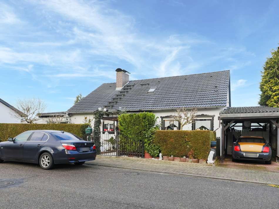Straßenansicht