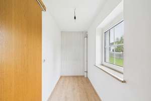 Gemütliches Einfamilienhaus mit Wintergarten, Doppelgarage und großem Grundstück bei Rottenburg – Die vollständige Adresse der Immobilie erhältst du vom Anbieter., 84056 Rottenburg an der Laaber – Vorschaubild 8