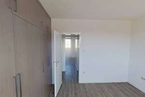 Große 3-Zimmer-Wohnung mit BALKON und viel Lichteinfall – Lahrkampstraße 2, 33104 Schloß Neuhaus, Paderborn – Vorschaubild 5