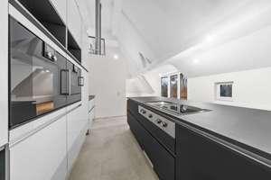 Erstbezug: Frisch ausgebaute Dachgeschoss-Maisonette mit Galerie und 5 Zimmern – Die vollständige Adresse der Immobilie erhältst du vom Anbieter., 14195 Dahlem, Berlin – Vorschaubild 15
