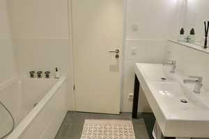 Stilvoll eingerichtete 3-Zi Wohnung in vornehmer Wohnanlage – Beuthstrasse 5, 10179 Berlin – Vorschaubild 23