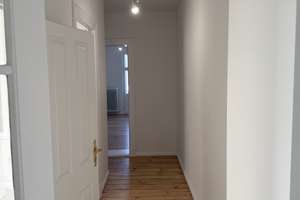 Stilvoller Erstbezug in der Waldstraße: 5. Obergeschoss mit Balkon und edlen Echtholzdielen – Waldstraße 55, 10551 Moabit, Berlin – Vorschaubild 4