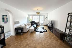 Beliebte Lage Stuttgart-West: Charmante 3,5-Zimmer-Wohnung mit Balkon & EBK – Die vollständige Adresse der Immobilie erhältst du vom Anbieter., 70197 Rotebühl, Stuttgart – Vorschaubild 1