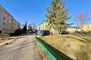 Vermietete Eigentumswohnung mit 3 Zimmer und Garage in Spandau! – Die vollständige Adresse der Immobilie erhältst du vom Anbieter., 13591 Staaken, Berlin – Vorschaubild 3