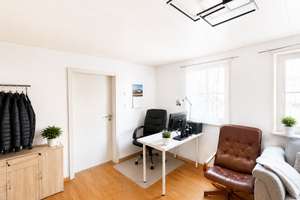 ** TOP ** 2-ZI.-WHG. IN S-WANGEN: * ca. 41qm ~ EBK ~ TL-Bad ~ kernsan. 2005 ~ perf. Anbindung ÖPNV * – Die vollständige Adresse der Immobilie erhältst du vom Anbieter., 70327 Wangen, Stuttgart – Vorschaubild 2