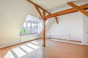 Helle und ruhige Dachgeschoss-Maisonettewohnung im Florakiez – Die vollständige Adresse der Immobilie erhältst du vom Anbieter., 13587 Pankow (Ortsteil), Berlin – Vorschaubild 1
