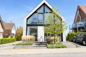 Modernes Wohn- & Arbeitsloft mit Galerie in Toplage von Altenberge