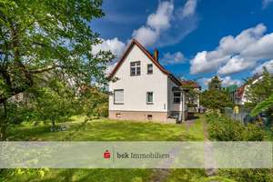 Einfamilienhaus mit Potenzial & Grundstück nahe Karower Teiche