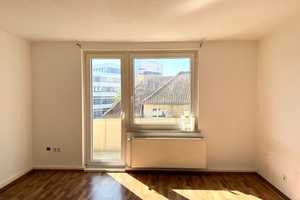 Balkon mit Blick ins Herz der Stadt – Wohnen im Zentrum von Hannover – Bergmannstr. 7, 30159 Hannover – Vorschaubild 3