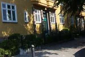 Bezugsfrei! Altbauwohnung im Kiez von Adlershof provisionsfrei zu verkaufen! – Altheider Straße 15, 12489 Adlershof, Berlin – Vorschaubild 3