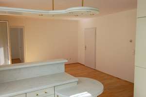 Alltagstaugliche 3-Zimmer-Wohnung mit Balkon in Düsseldorf – Helmholtzstrasse 6, 40215 Friedrichstadt, Düsseldorf – Vorschaubild 13