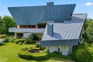 Pure Exklusivität! Einzigartige Architektenvilla mit atemberaubendem Weitblick, Parkgarten & Pool – Die vollständige Adresse der Immobilie erhältst du vom Anbieter., 91077 Neunkirchen am Brand – Vorschaubild 3