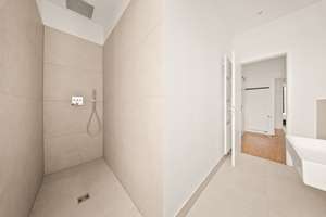 Property thumbnail 39