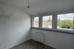 Helle, großzügige 4 Zimmer-Wohnung mit  Gäste-WC – Am Badezentrum 154, 47800 Bockum, Krefeld – Vorschaubild 9