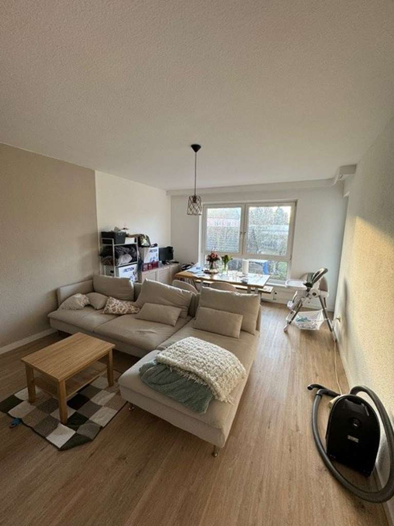 Immobilie in Steinau an der Straße - Zukunftssicher wohnen: Gepflegte 3-Zimmer-Wohnung mit Balkon, neuen Gasthermen & Photovoltaik - Bild 3