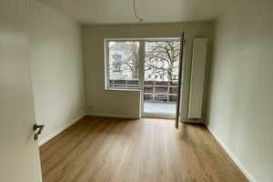 Stilvolle 3-Zimmer-Wohnung mit Balkon, Wintergarten, Garten & Media-Zentrale in ruhiger Sackgasse – Hannover – Vorschaubild 6