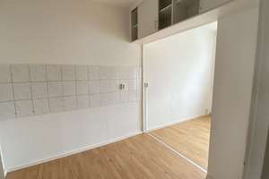 Gemütliche 3 Zimmerwohnung mit Balkon – Carl-Zeiss-Straße 4, 6122 Nördliche Neustadt, Halle (Saale) – Vorschaubild 4