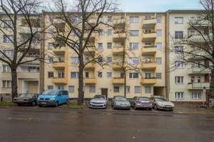 Bezugsfrei: 1- Zimmer Apartment in Top-Lage – nur 650 m vom Kurfürstendamm – Die vollständige Adresse der Immobilie erhältst du vom Anbieter., 10709 Halensee, Berlin – Vorschaubild 2