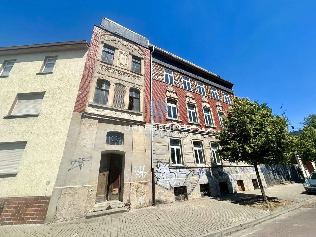 Preis-Highlight: Mehrfamilienhaus in Top-Lage mit Entwicklungschance, Salzlandkreis – Bild 2