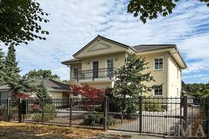 Großzügigkeit, Licht & Komfort – Repräsentative Villa | 11 Zimmer | 3 Garagen – Die vollständige Adresse der Immobilie erhältst du vom Anbieter., 14612 Falkensee – Vorschaubild 42