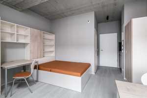 Property thumbnail 3