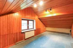 Ihr neues Zuhause: Großes und freistehendes Einfamilienhaus mit Charme – Oldenburg (Kreis) – Vorschaubild 12