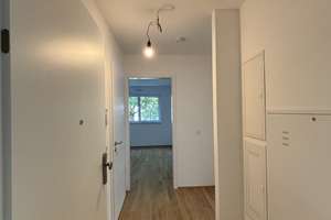 Erstbezug: Exklusive 2-Zimmer-Wohnung mit Loggia & Mieterstrom-PV – 51381 Bergisch Neukirchen, Leverkusen – Vorschaubild 7