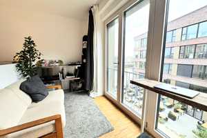 Wasserblick - 1 Zimmer Wohnung mit Einbauküche, Parkettboden & Einbauschrank – Am Rundtörn 28, 26135 Oldenburg (Oldenburg) – Vorschaubild 3