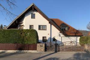 Exklusive Villa in Top-Lage mit traumhaftem Garten - Nähe Uniklinikum – Die vollständige Adresse der Immobilie erhältst du vom Anbieter., 86356 Neusäß – Vorschaubild 6