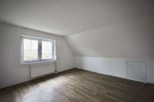 Einfamilienhaus + Einliegerwohnung + Doppelgarage + Sackgassenlage! – Die vollständige Adresse der Immobilie erhältst du vom Anbieter., 25451 Quickborn – Vorschaubild 12